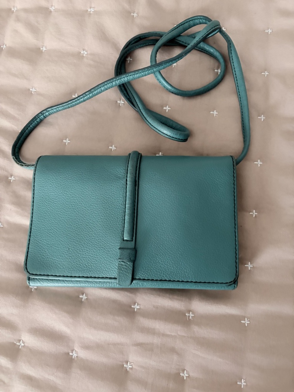 Fossil Teal Pebbled Leather Crossbody
